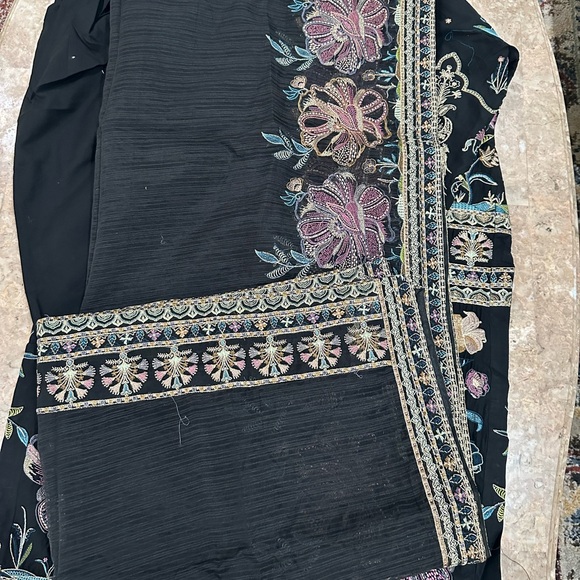 New 3 piece Pakistani dress salwar kameez dress embroidered brand MNR - Picture 6 of 10